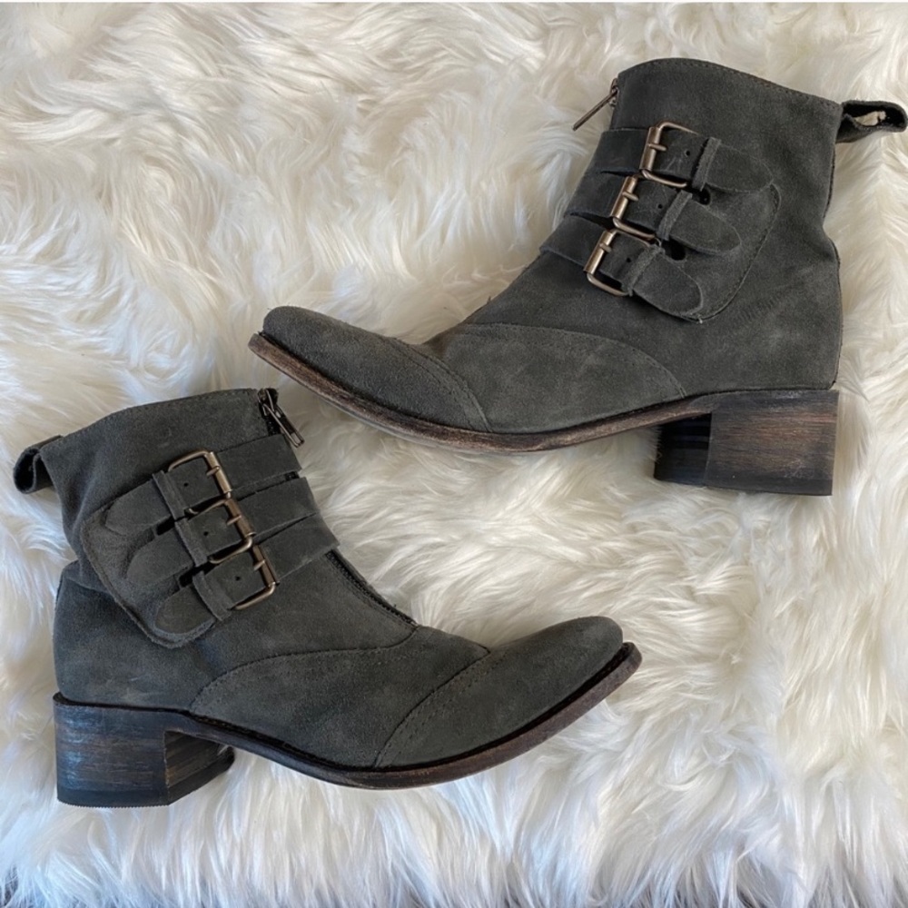Sendra Grey Suede Ankle Boots Size 39
